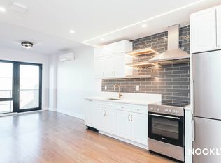115 Stanwix St APT 520, Brooklyn, NY 11206