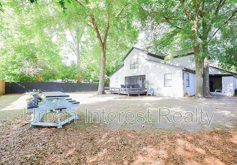 505 Beach Dr — Photo 21
