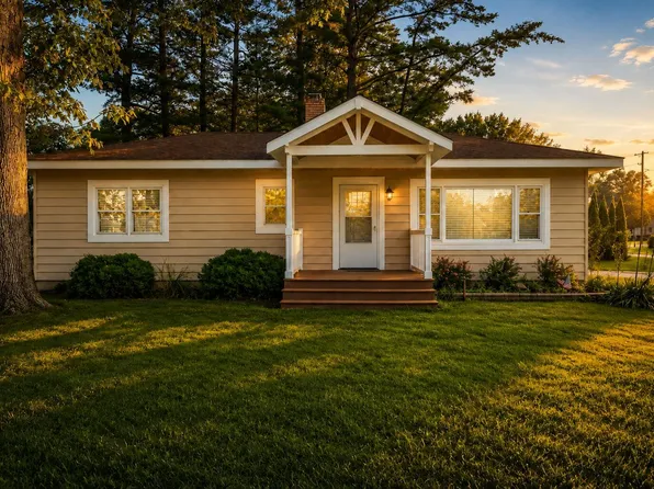 3872 S Hillcrest Rd, Knox, IN 46534