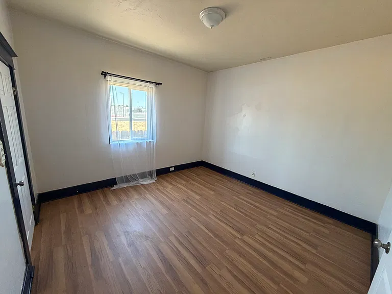 400 E Grangeville Blvd — Photo 19