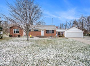 16201 Masonic Blvd, Fraser, MI 48026