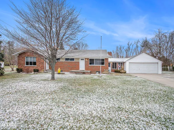 16201 Masonic Blvd, Fraser, MI 48026