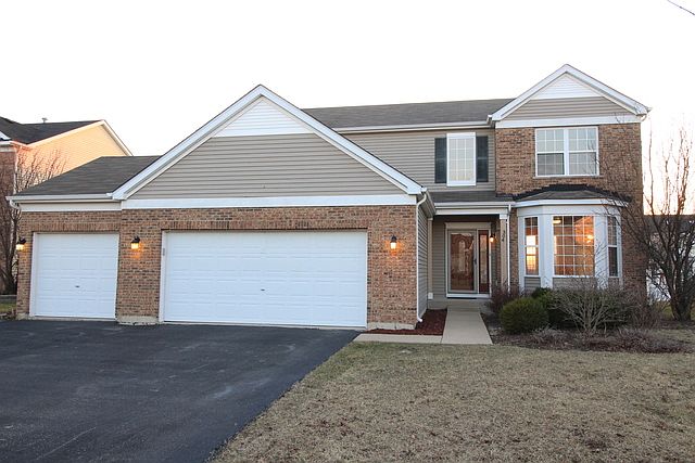 1st image of 304 Austin Dr