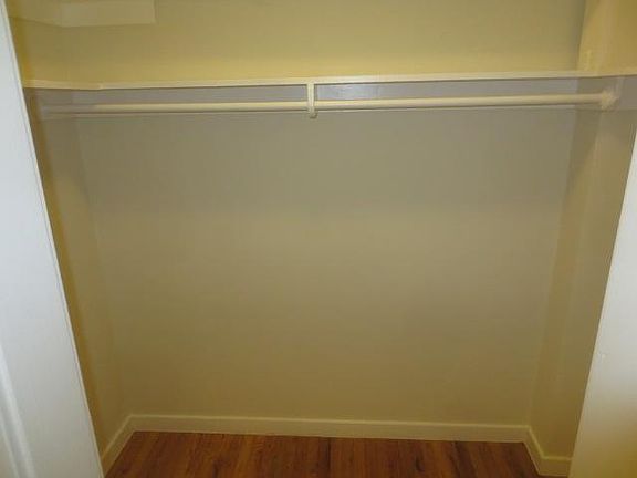 5th image of 1090 Eddy St APT 208