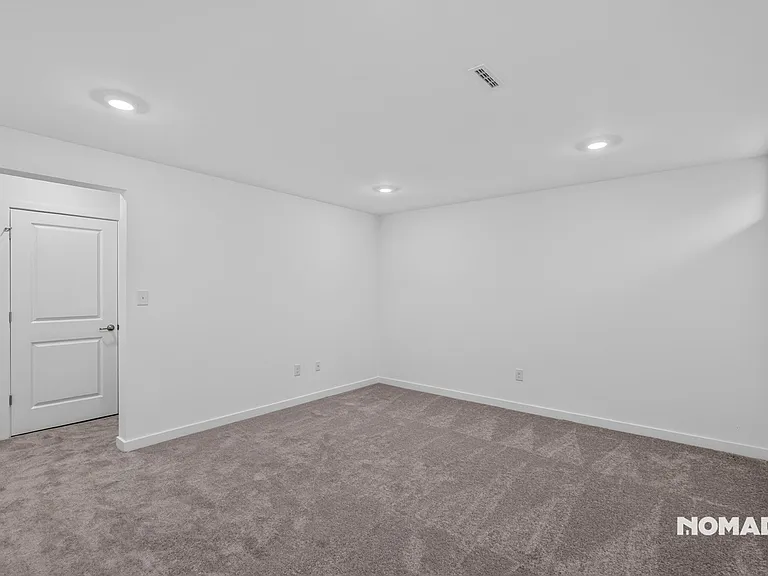 104 Old School House Rd — Photo 3