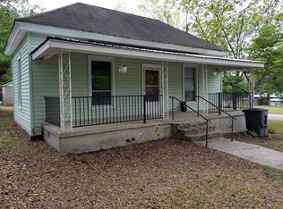 319 4th St, Manchester, GA 31816