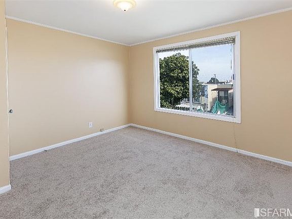 5th image of 23 Esquina Dr