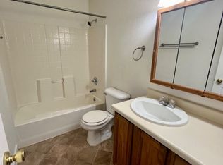 1210 Cleveland Ave APT 2, Cheyenne, WY 82001