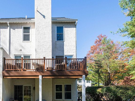 5th image of 3054 Mitchell Ct