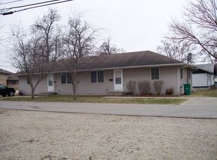 52 W Maple St, Coal City, IL 60416