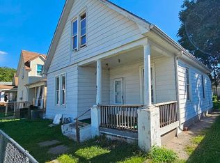 825 S 19th St, Saint Joseph, MO 64507