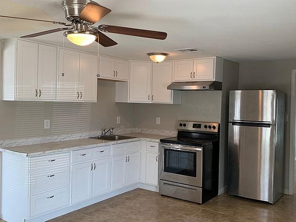 2nd image of 520 W 12th St #4