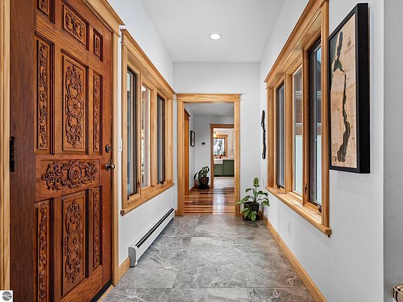 2nd image of 7135 E Birch Point Rd