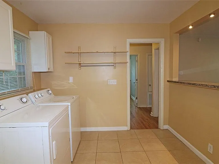 1761 Terry Mill Rd SE — Photo 7
