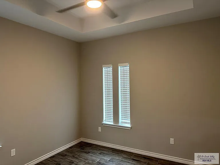 8822 Albatross St — Photo 11