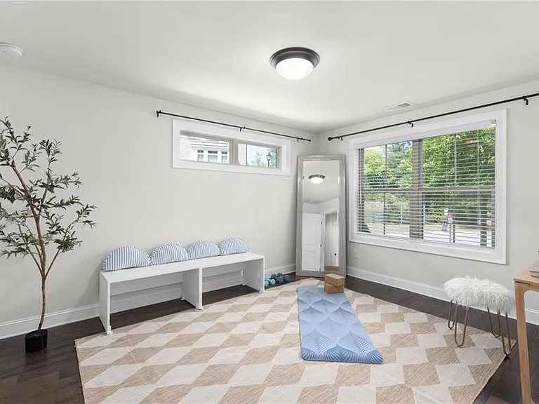 301 Marlowe Aly — Photo 41