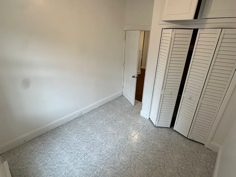 173 Corabelle Ave #1 — Photo 4