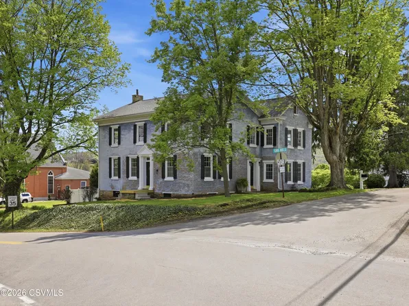 83 Schoolhouse Rd, Bloomsburg, PA 17815