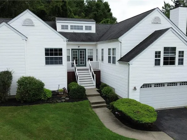 12 Cornwell Street, Poughquag, NY 12570