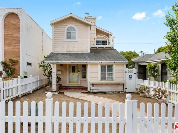 8811 Pershing Dr, Playa Del Rey, CA 90293