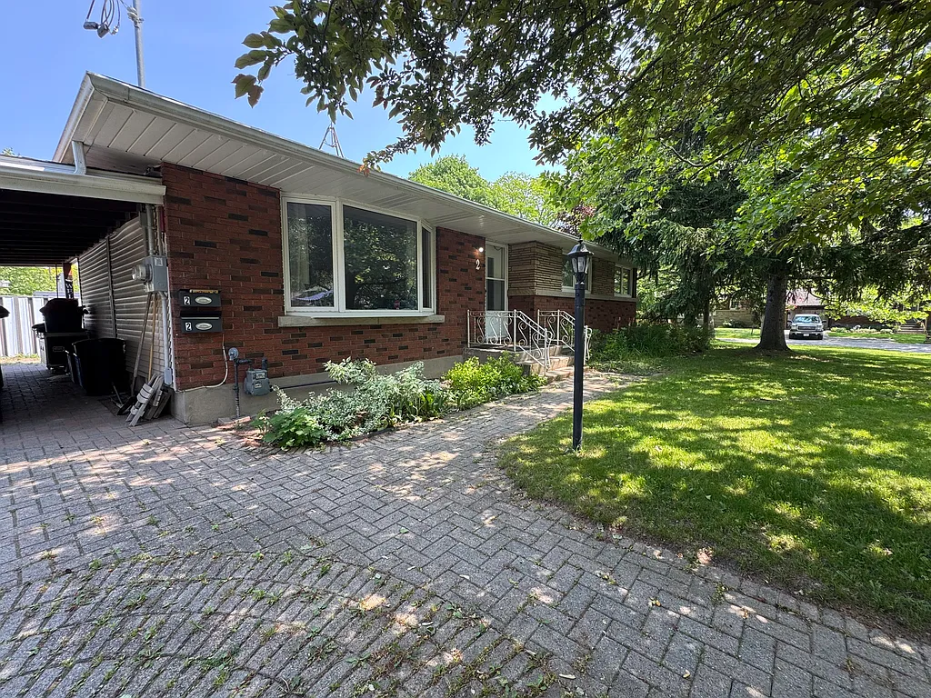 2 Oswald Avenue — Photo 1