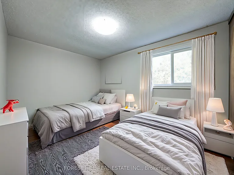 300 Conley St — Photo 24