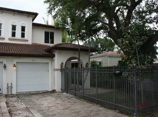 302 SW 10th St, Fort Lauderdale, FL 33315