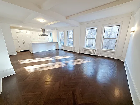 Rented by Rachel Realty | media 23