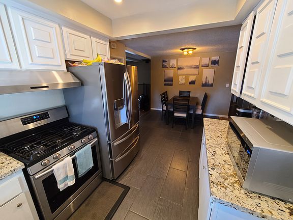 2nd image of 8657 Glenroy Way