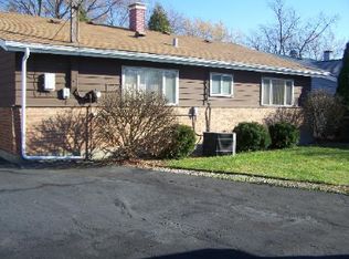 17122 Walter St, Lansing, IL 60438