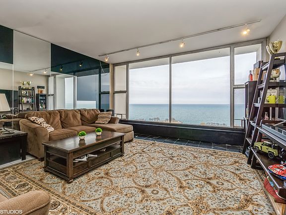 3rd image of 3200 N Lake Shore Dr APT 2710