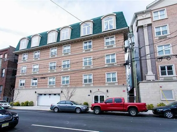 6111 Fillmore Place image 1 of 26