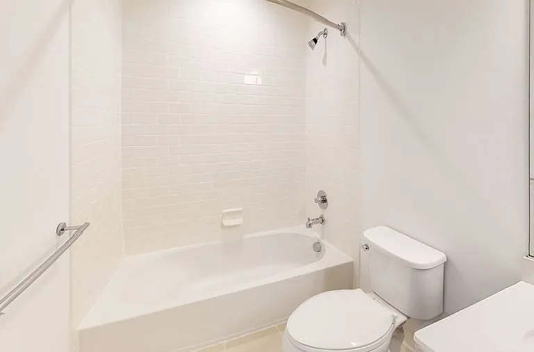 1115 H St NE #303 — Photo 30