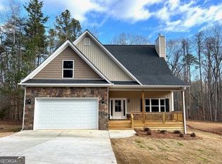 56 Chestnut Ln, Lavonia, GA 30553