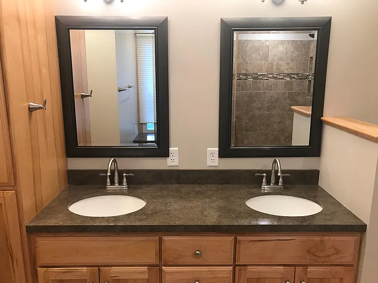 Master Bath (2)