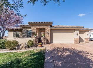 793 Country Ln, Santa Clara, UT 84765