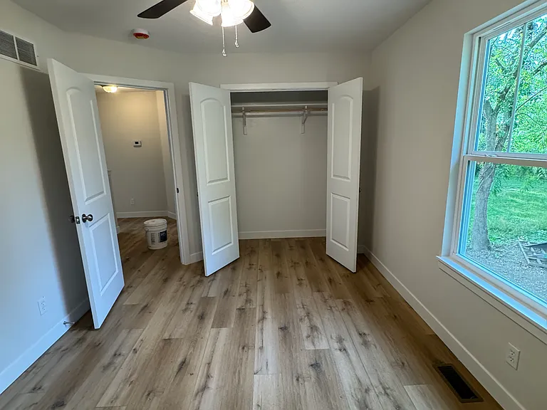 112 E Forest Ave #100 — Photo 14