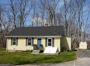9 Heritage Rd, Bristol, RI 02809