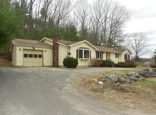 4 Mountain St, Northampton, MA 01062