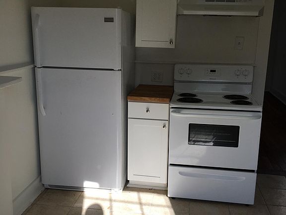 4th image of 810 N Miro St