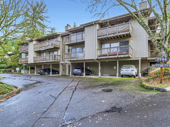 7744 SW Barnes Rd Unit C, Portland, OR 97225