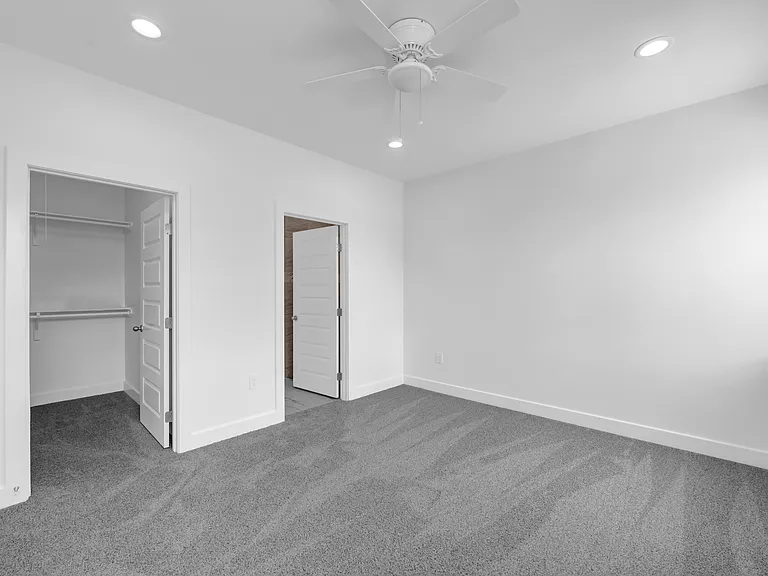 1701 Lakewood — Photo 9