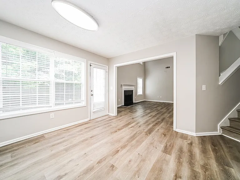 129 Makenna Dr — Photo 7