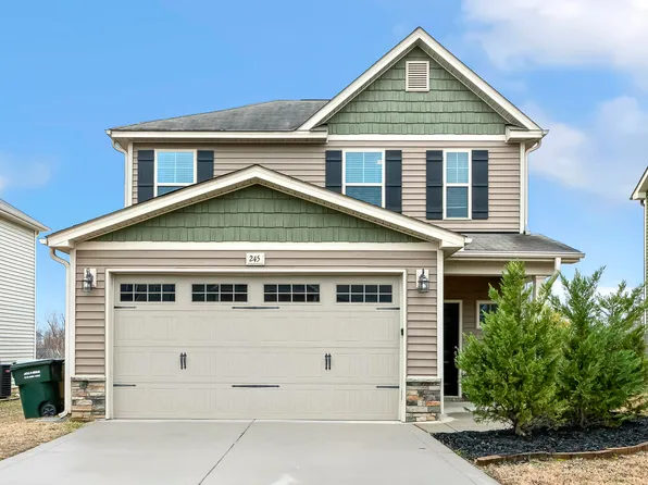 245 E Webber Ln, Clayton, NC 27527
