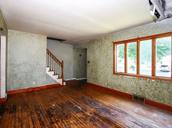 4th image of 13 Orchard St #1X