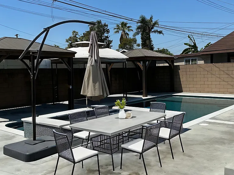 8812 Beverly Rd — Photo 11