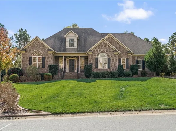 453 Inverness Dr, Winston Salem, NC 27107