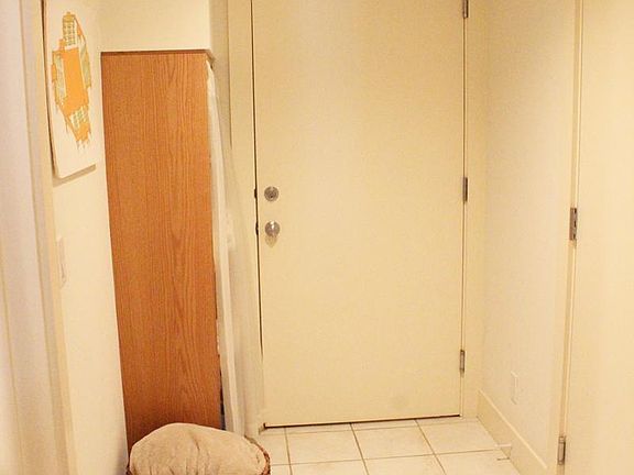 5th image of 3973 25th St Floor 1