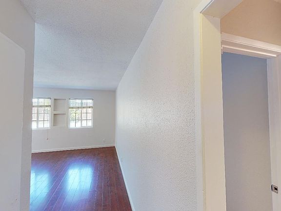 5th image of 31027 Camino Del Este