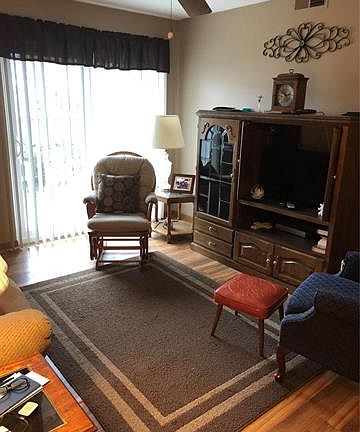 3rd image of 12415 Somerset Place Dr APT C